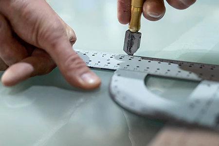 Mirror Re-framing in Richmond West, FL